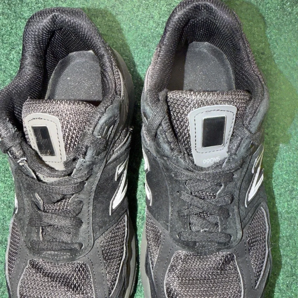 Size 8 - New Balance 990v5 Made In USA Black W990BK5 Used Very Good Condition